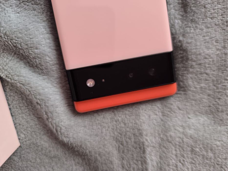 telefon Google Pixel 6 128 GB różowy koralowy