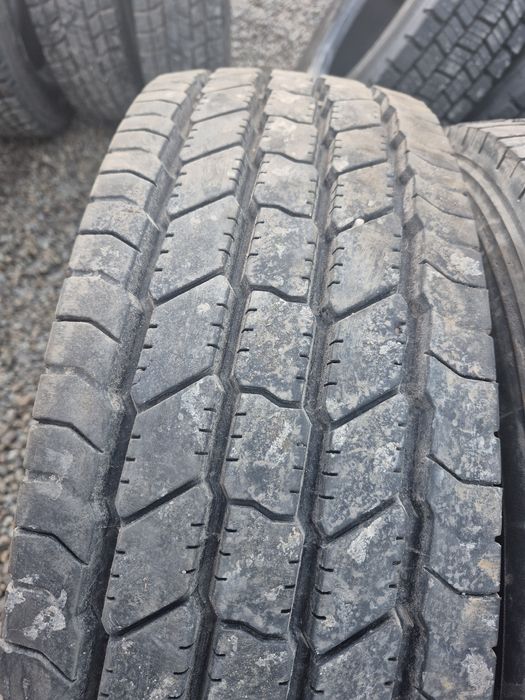 Opony 235/75R17.5 Continental