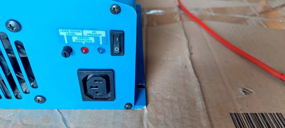 Автономний інвертор 12/600 vt