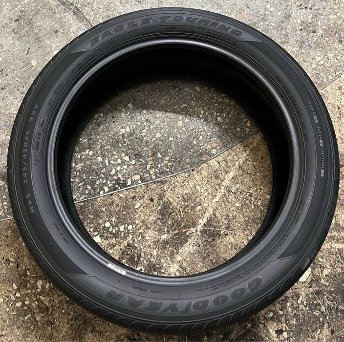 Шини Goodyear Eagle Touring 245/45 R20 пара