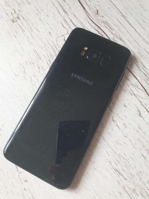 Samsung s8 4/64 gb