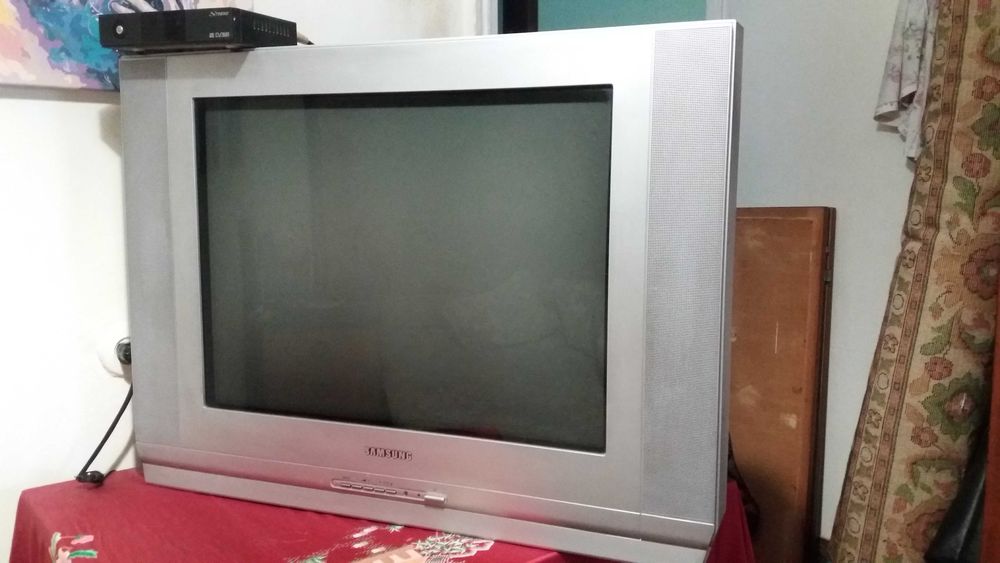 телевизор "Samsung" 29 К10