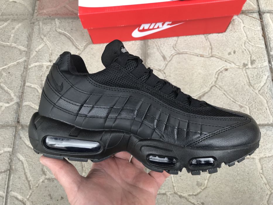 Nike Air Max 95 Essential