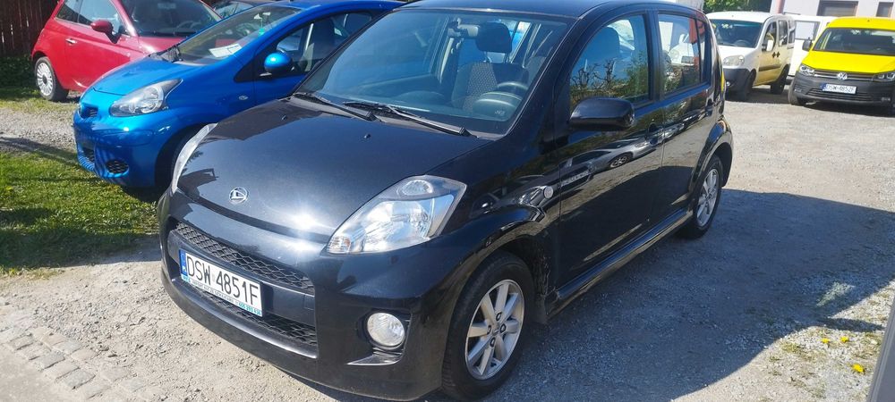 Daihatsu Sirion S,1,3 16V 4X4 ze Szwajcarii