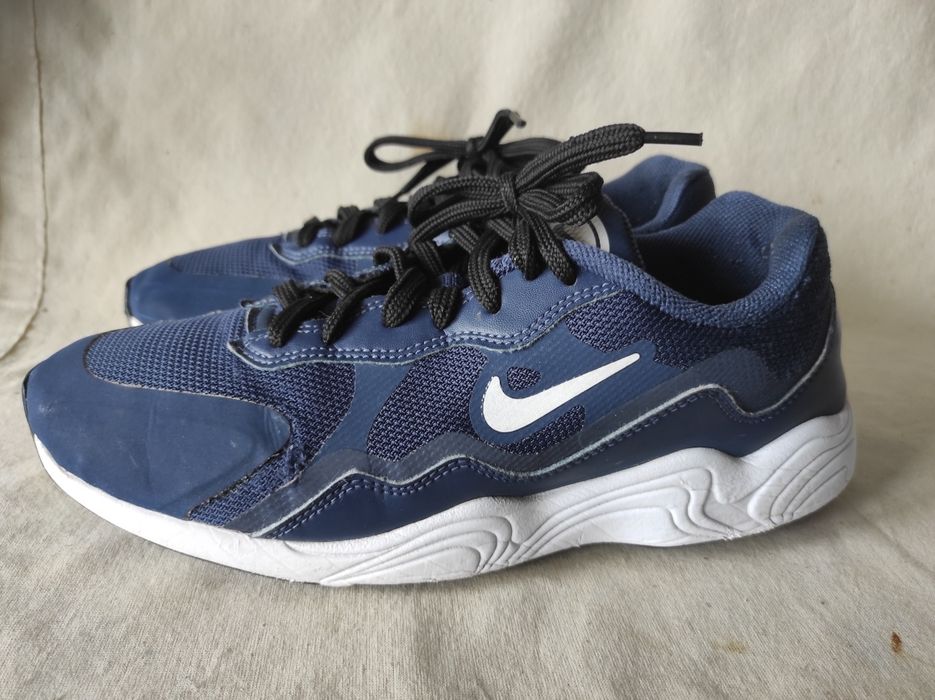 Sneakersy męskie Nike Alpha Lite granatowe nr 42