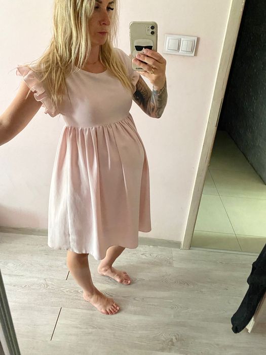 Sukienka pudrowy róż ciążowa