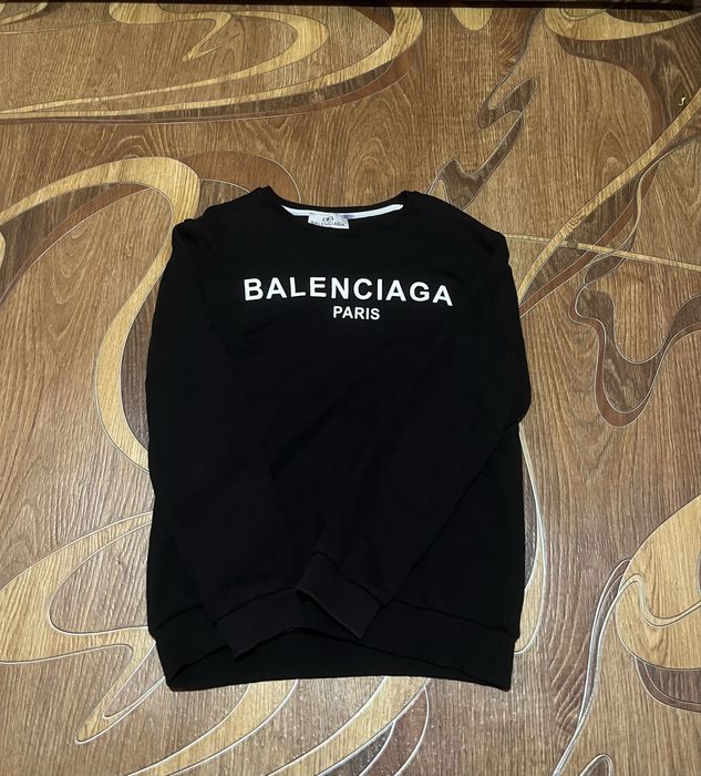 Свитшот Balenciaga