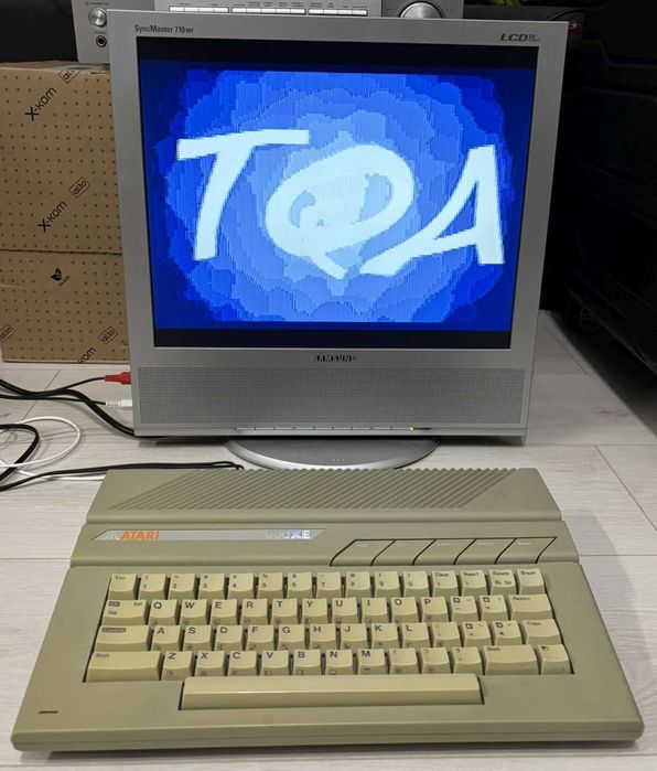 Atari 800XE 1MB zasilacz i adapter video