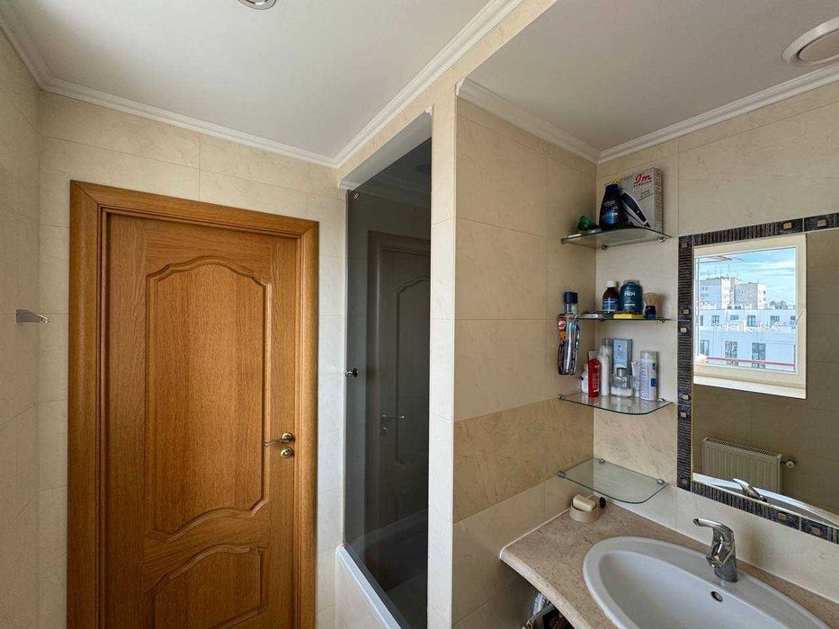 Продаж 2-рівневої квартири 137,3м2  по вул. Зелена парк Погулянка