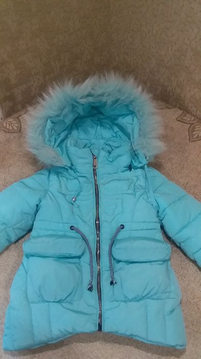 Зимняя курточка для девочки
