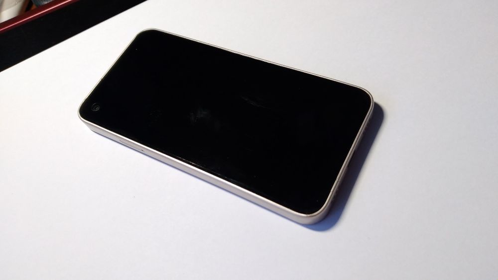 Смартфон Qin 3 Ultra на ремонт или запчасти