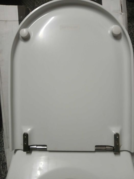 Tampa sanita sanindusa jade