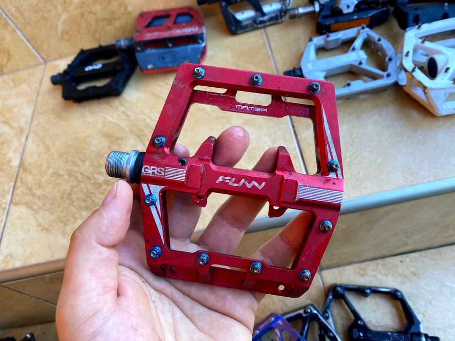 Педалі Shimano DEORE XT, XTR, SAINT, Crank Brothers, CUBE, Specialized