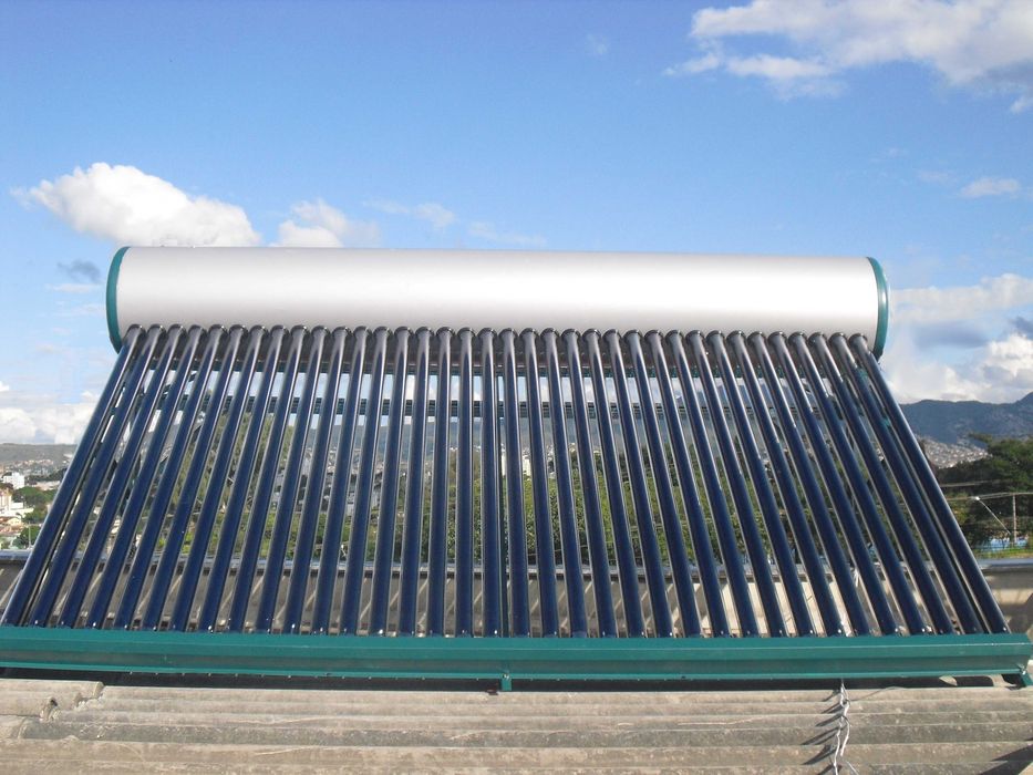 Painel Solar Termossifão 300L em INOX com 30 Tubos Vácuo