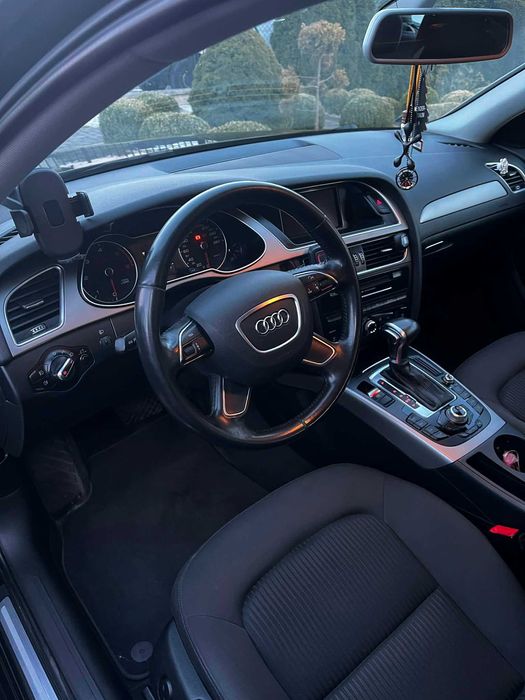 Audi A4b8 kombi sprzedam lub zamienię