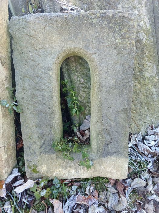 Kamienne okna piaskowiec