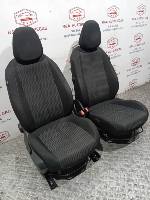 Conjunto de Bancos Peugeot 308 II SW Tecido Original