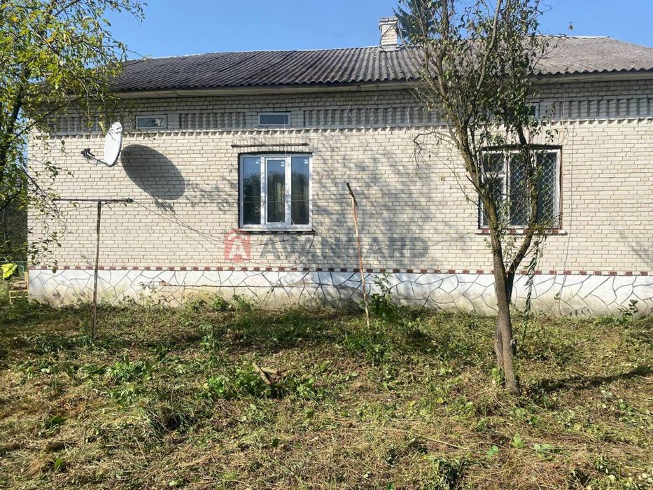 Продаж будинку з ділянкою та госп. приміщеннями с. Роснівка. ТЕРМІНОВО