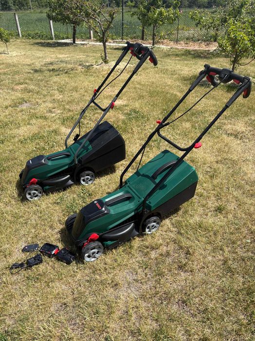 Акумуляторна газонокосарка Bosch CityMower 18V-32-300,висоти скошування 30-60 мм.Розмір ріжучого леза 32 см