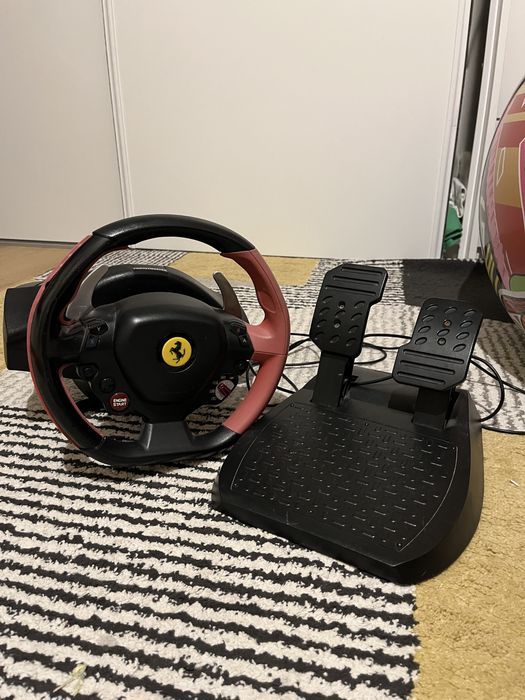 Kierownica THRUSTMASTER Ferrari 458 Spider do xbox