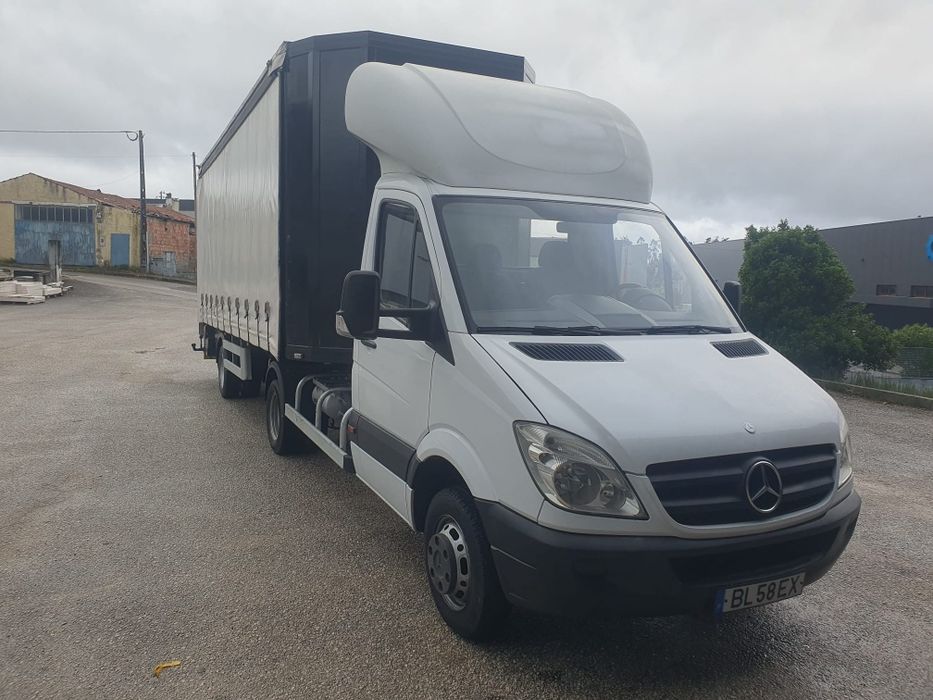 Carrinha Mercedes mini tir
