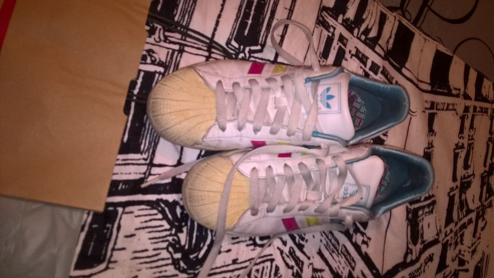 Adidas Superstar