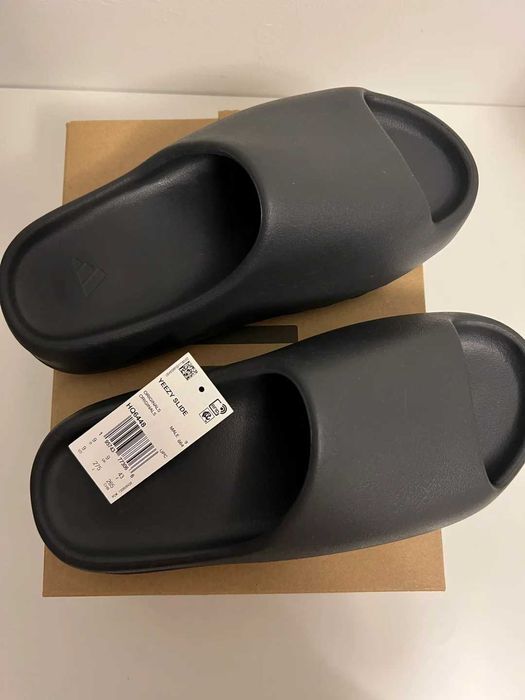 Yeezy_Slide_Czarny 38