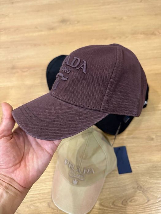 Кепка P Розпродаж