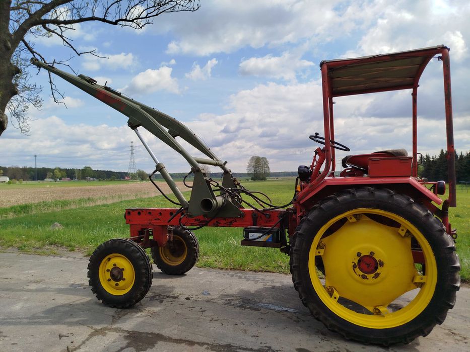 Ciągnik, traktor, RS 09 z Turem, 4 cylindry, nośnik narzędzi, GT 124