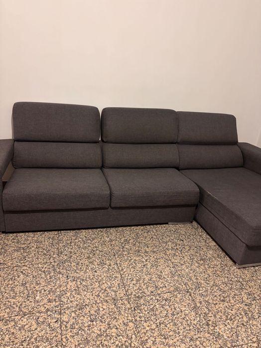 Sofá com Chaise long