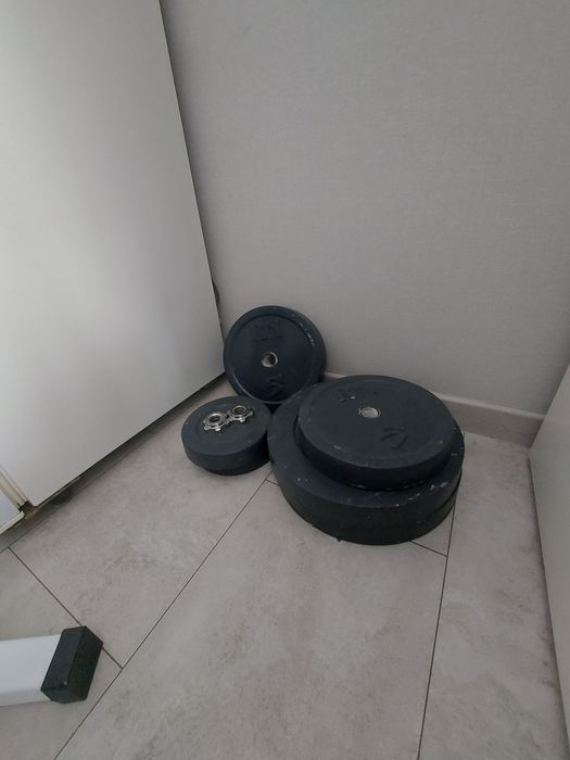 Продам тренажёр лавку  и гриф с блинами
