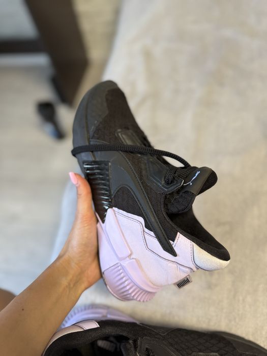 Женские кросовки  puma Provoke XT