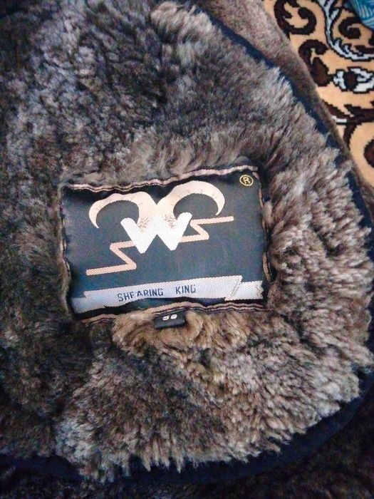 Продам дубленку на овчине