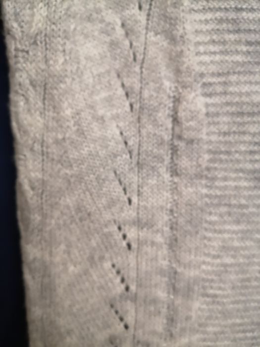 Sweter, bezrękawnik, długa kamizelka z paskiem z h&m.
