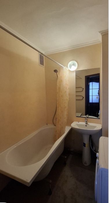 Здам нєквартиру на довготривалий термін 1 кімнатна