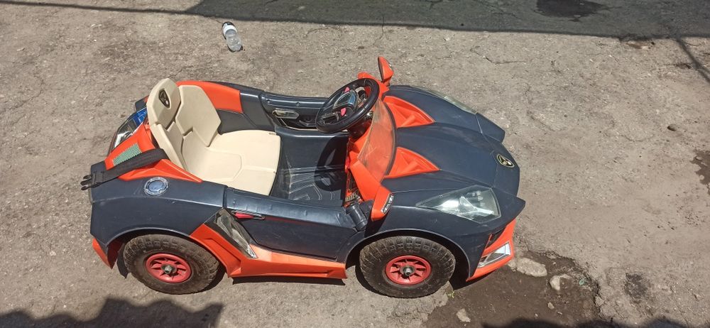 Детский электромобиль