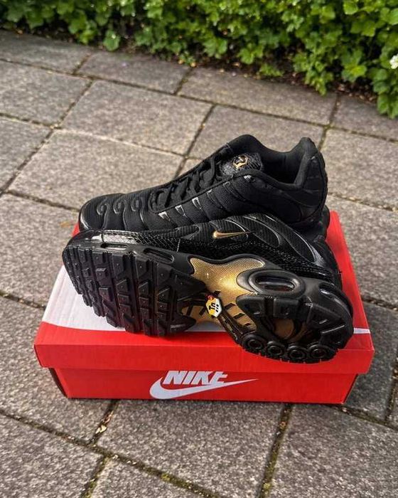Nike Air Max TN Czarny R.40