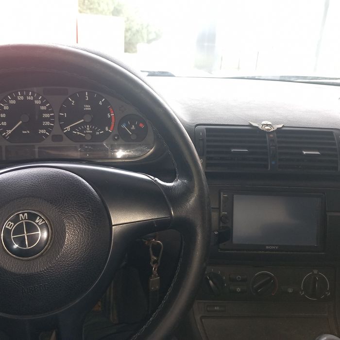Bmw 320td compact