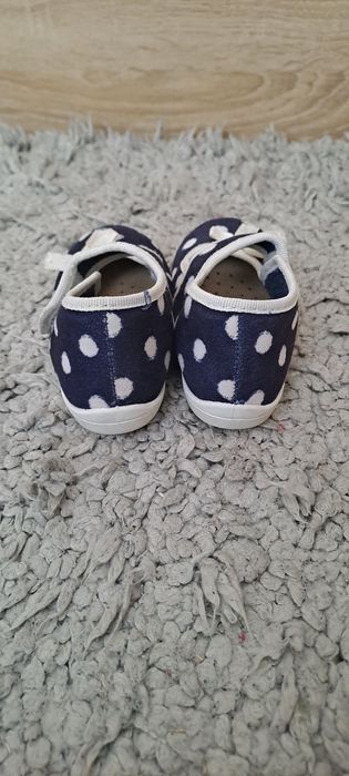 Buty dziewczęce na rzepy, rozmiar 23