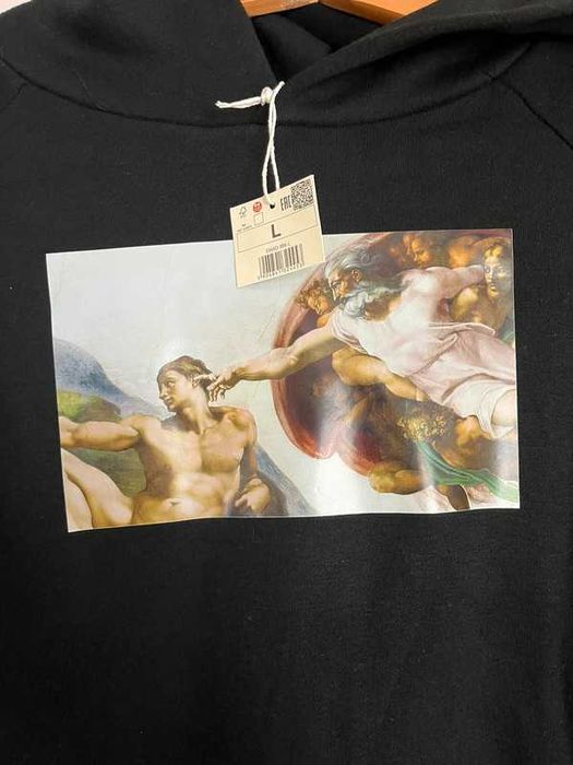 Bluza z nadrukiem mem czarna marki reserved z dużym kapturem rozmiar L