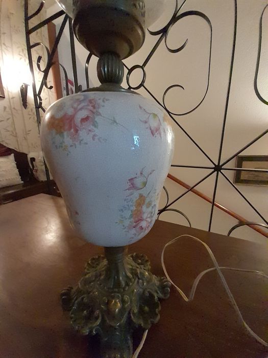 Candeeiro Vintage em loiça e vidro trabalhado