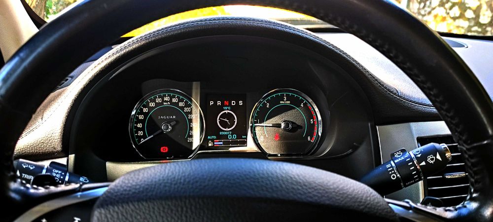 Jaguar XF 2.2 D Premium Luxury