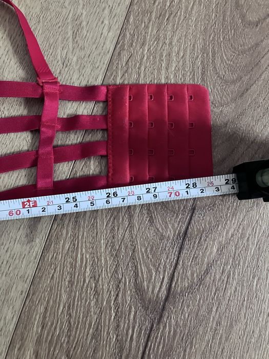 Czerwony biustonosz 75C
