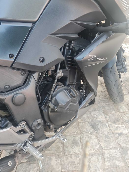 Moto 2015 Kawasaki z300 + extras
