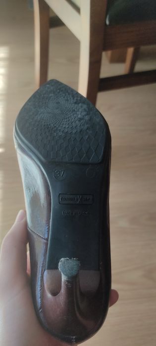 Sapatos de salto alto