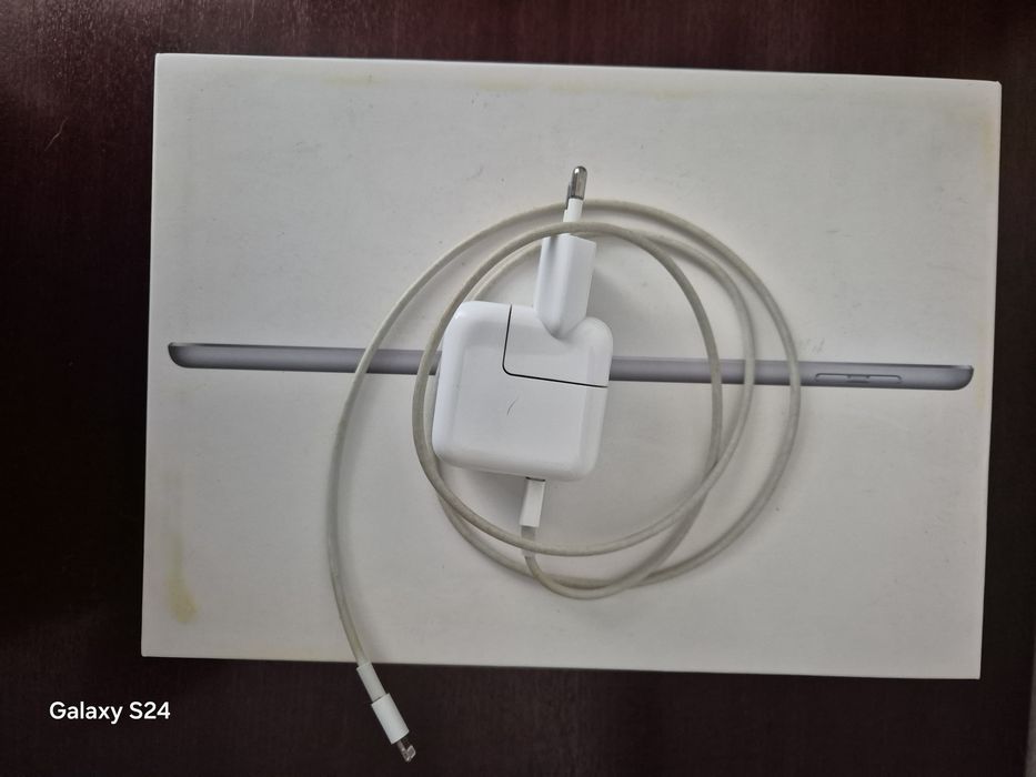 iPad (6th Generation)WI-FI