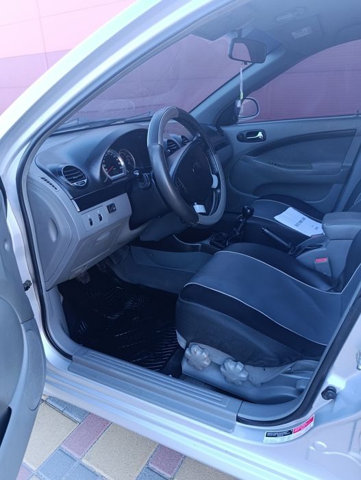 Chevrolet Lacheti 1.8 газ/бензин.