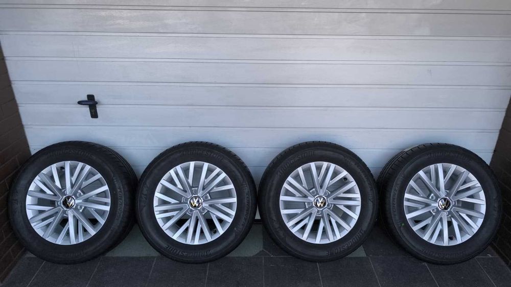 Koła 16" 5x112 Vw T Roc Passat B9 B8 Audi Skoda 215/60/16 lato(B710)