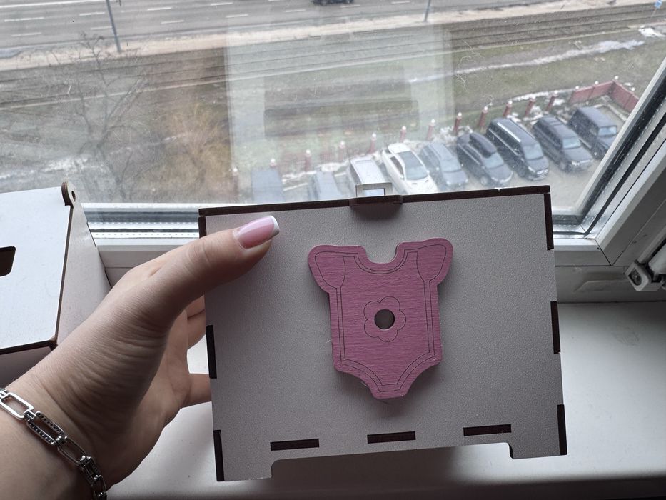 Коробка для для весільного конкурсу хлопчик-дівчинка