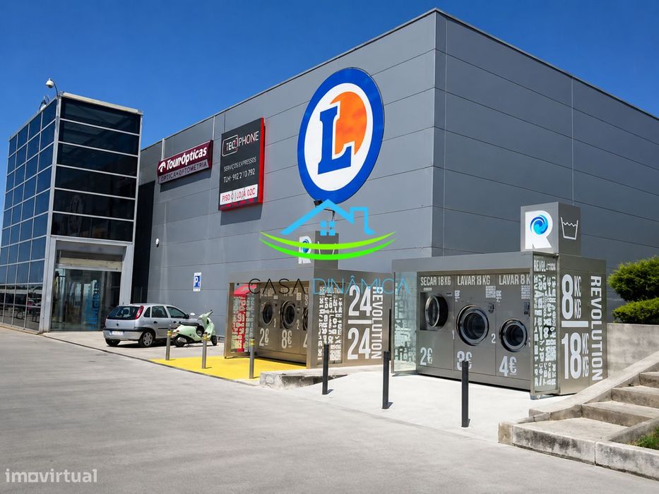 Moradia T4 com Garagem e Terraço em Tavarede